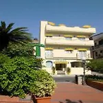 Hotell Sylesia Letojanni