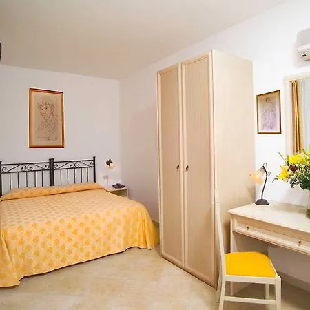 Отель Sylesia 3*